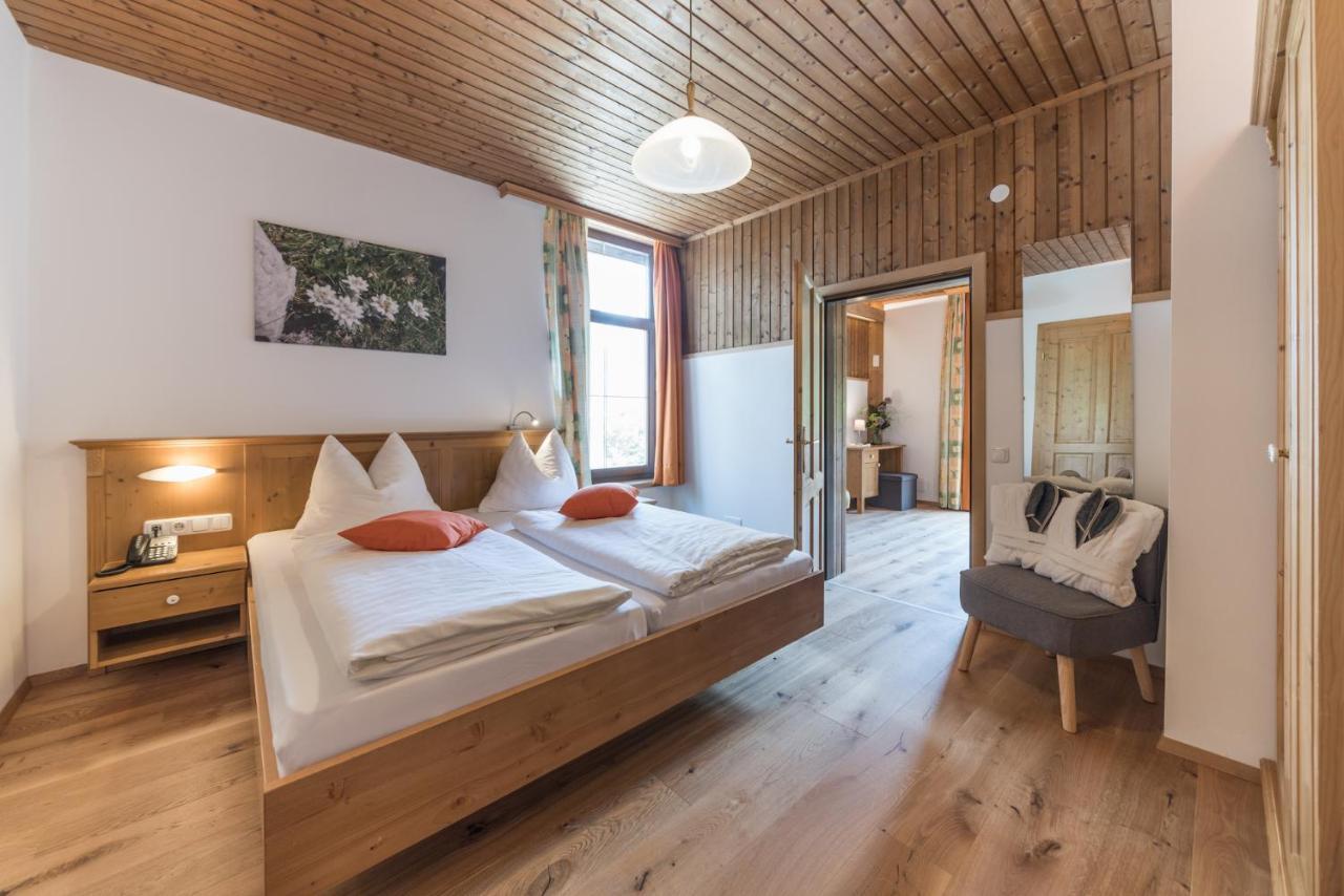 Hotel Gasthof Gribelehof Lienz Bagian luar foto