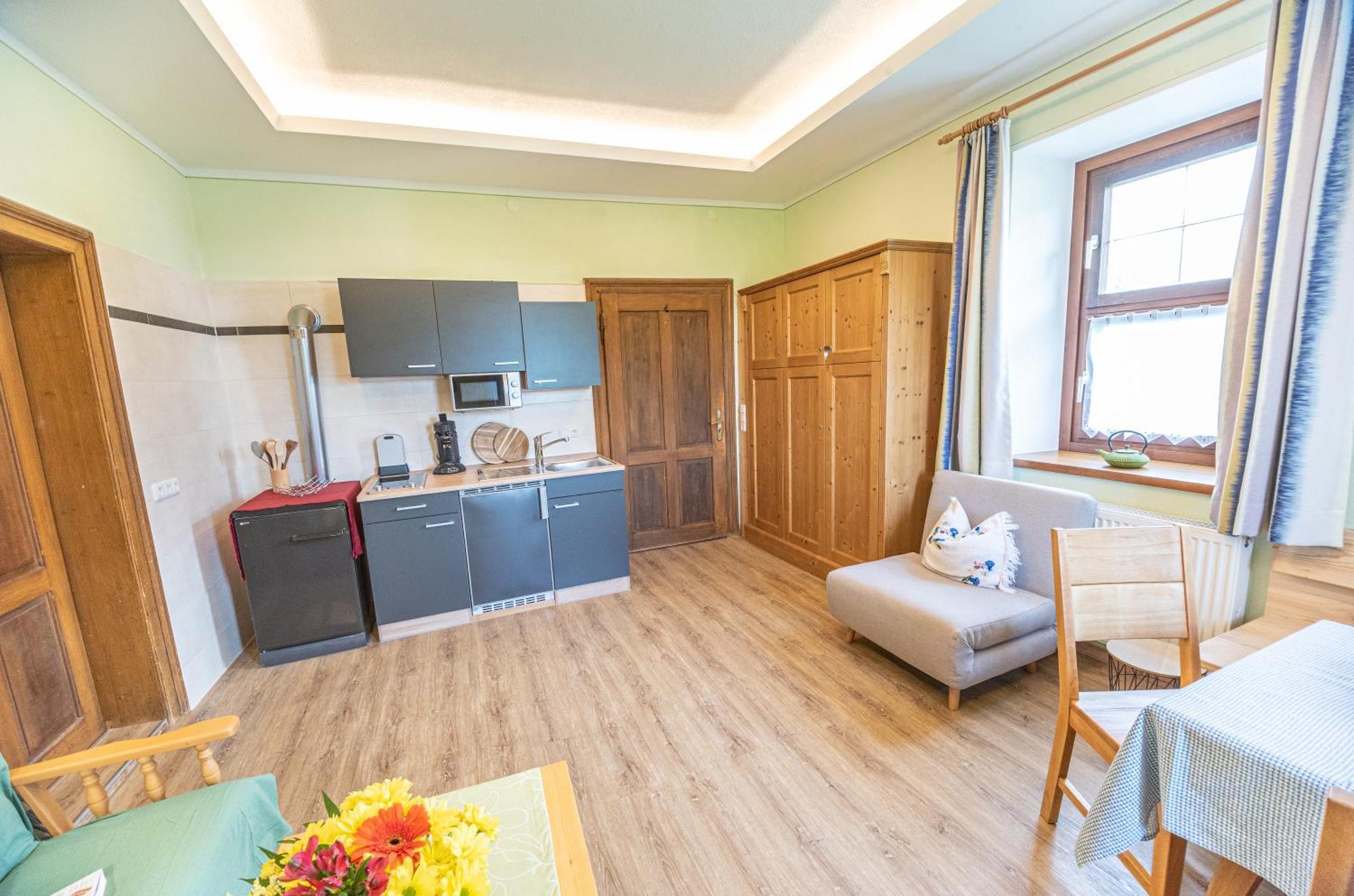 Hotel Gasthof Gribelehof Lienz Bagian luar foto